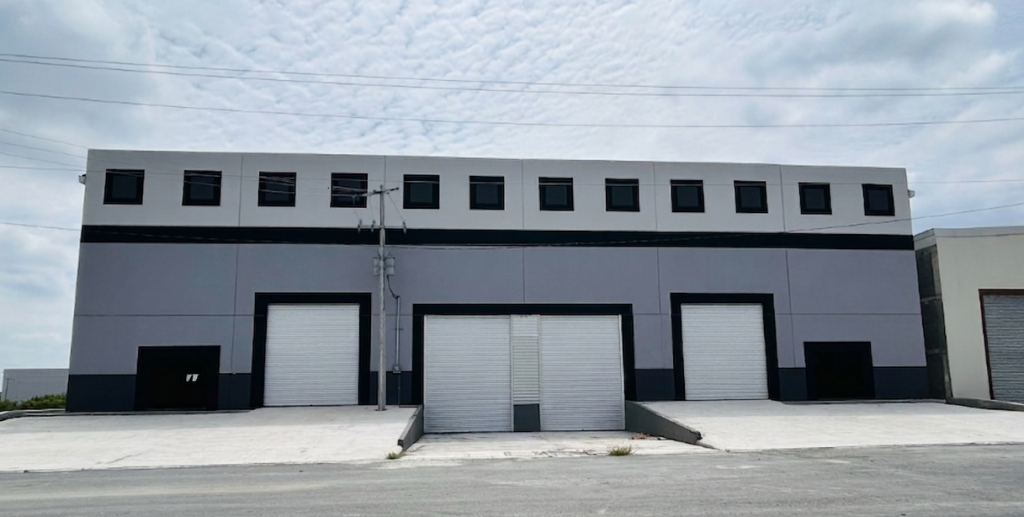 NAVE INDUSTRIAL EN RENTA ESCOBEDO N.L. 3,800 m2