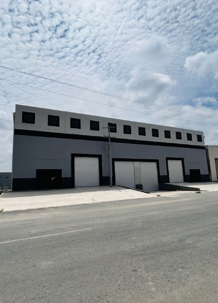 NAVE INDUSTRIAL EN RENTA ESCOBEDO N.L. 3,800 m2