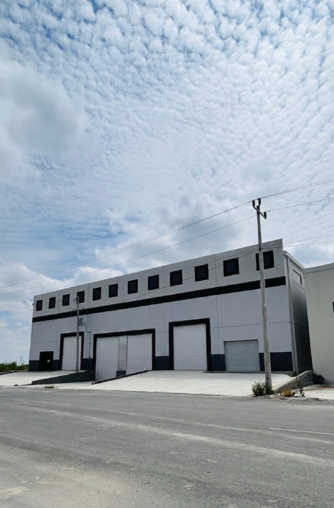 NAVE INDUSTRIAL EN RENTA ESCOBEDO N.L. 3,800 m2